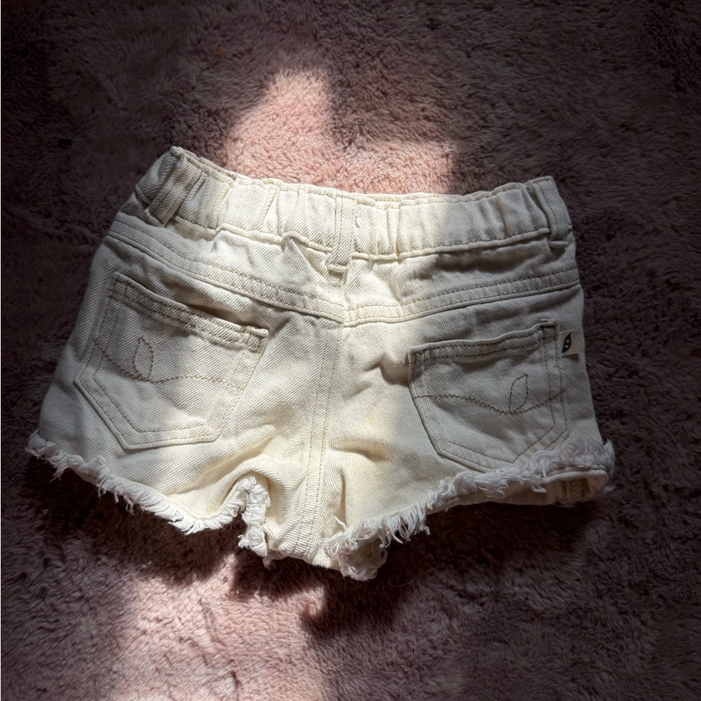 off white shorts - Picture 2 of 3